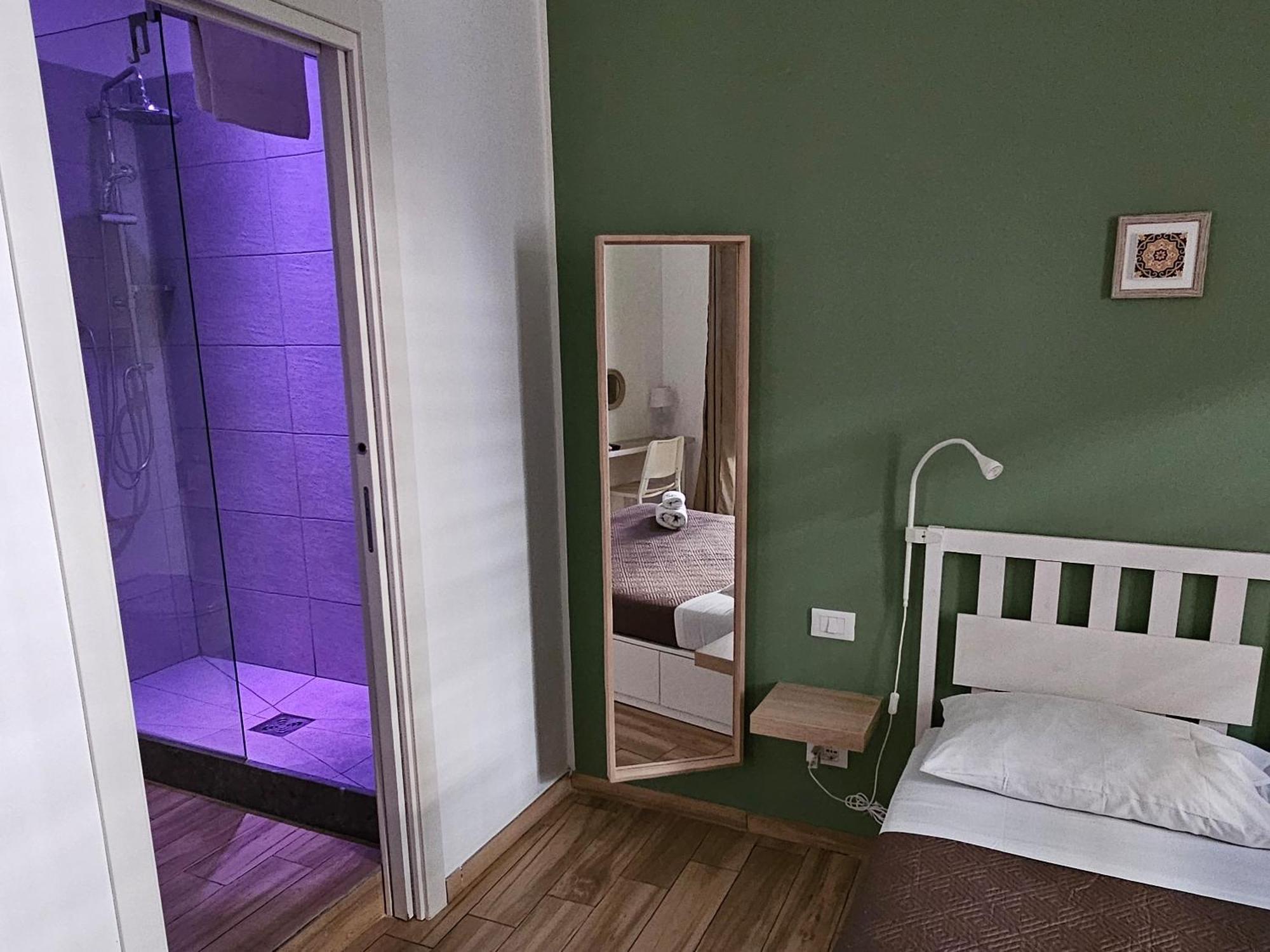 Teatro Del Sole Apartment Palermo Bagian luar foto